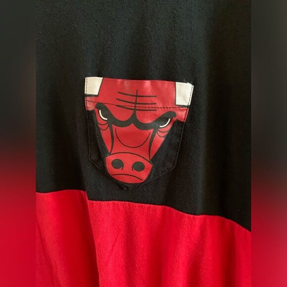 Vintage Color Block Long Sleeve Chicago Bulls Tshirt | Large - Picture 2 of 4